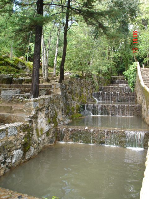 gal/Car_treasure_hunt_Easter_2006/caldas_de_monchique_2.JPG