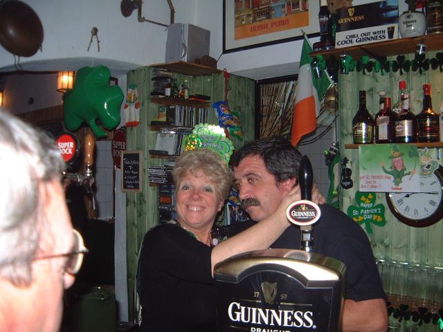 gal/Newsletters/April_2004/StPatricks2004/2004_05a.jpg