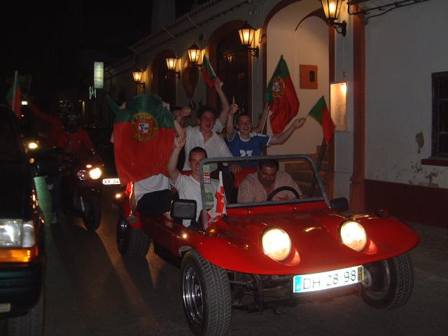 gal/Newsletters/July_2004/Celebrations!.jpg
