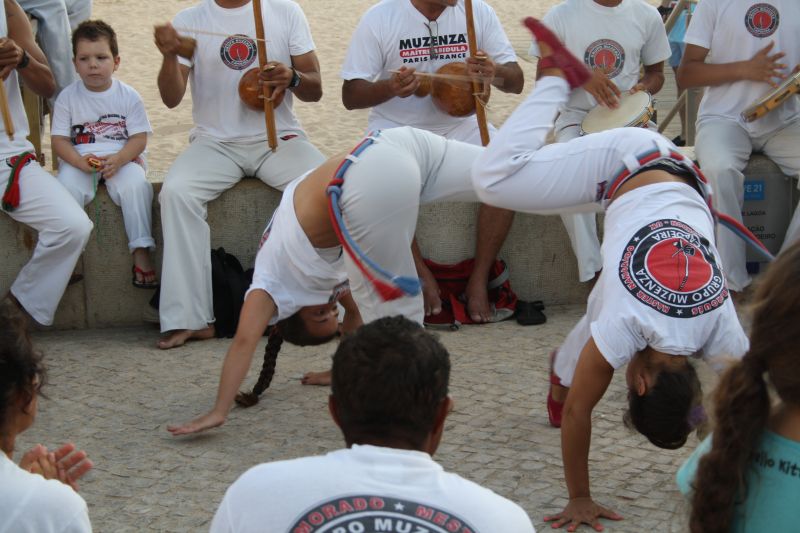 gal/Newsletters/July_2011/capoeira_025.JPG
