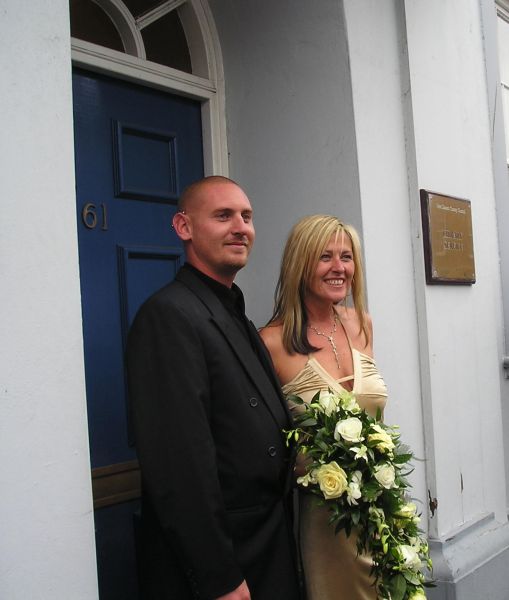 gal/Newsletters/May_2008/wedding__5_.jpg
