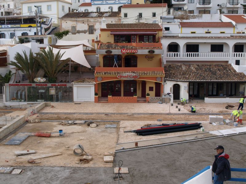 gal/Renovation_Square_Carvoeiro_Spring_2009/P3050130.JPG