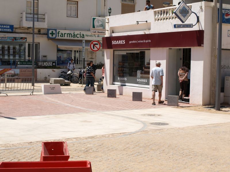 gal/Renovation_Square_Carvoeiro_Spring_2009/P6070185.JPG