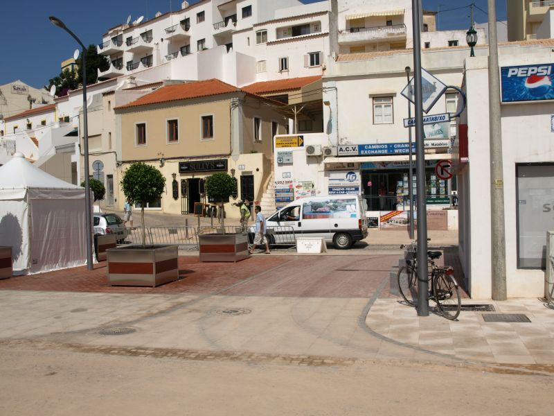 gal/Renovation_Square_Carvoeiro_Spring_2009/P6180199.JPG