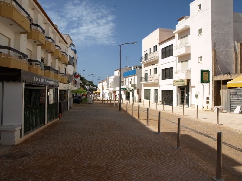gal/Renovation_Square_Carvoeiro_Spring_2009/P6180200.JPG