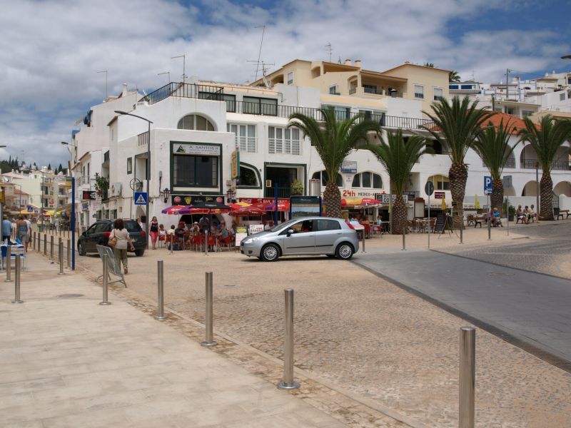 gal/Renovation_Square_Carvoeiro_Spring_2009/P6250217.JPG